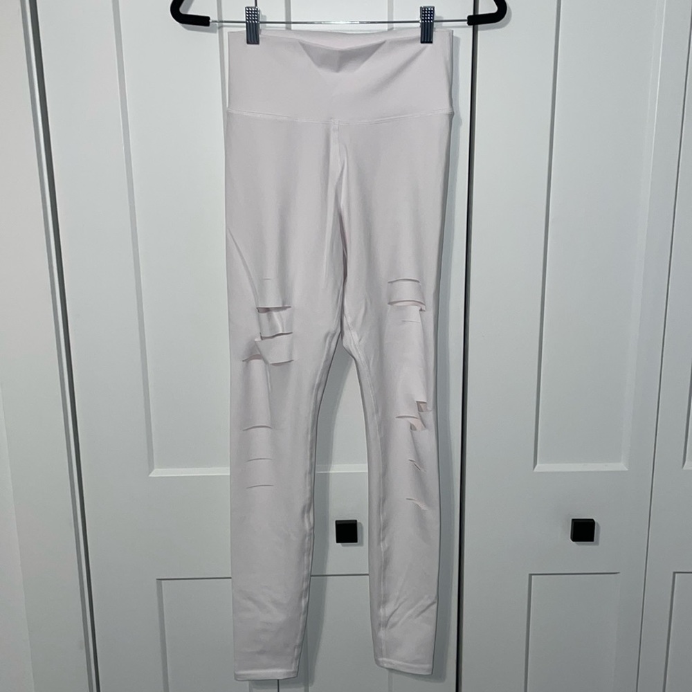 Alo Yoga White High-Waisted Leggings – Brand New Without Tags